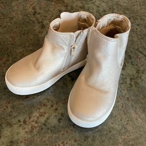 Cat and Jack Toddler Boots